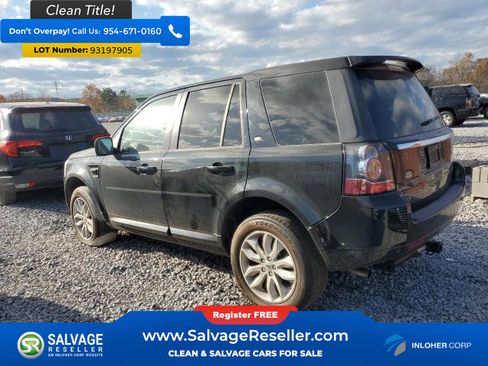 Used 2014 Land Rover LR2 image 3