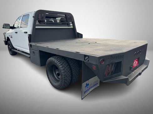 Used 2014 RAM 3500 Tradesman w/ Chrome Appearance Group image 4