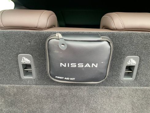 Used 2026 Nissan Armada Platinum RWD image 9