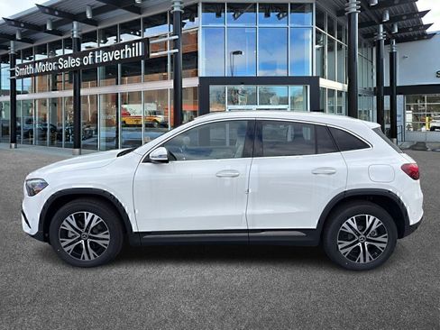 Certified 2026 Mercedes-Benz GLA 250 4MATIC image 4