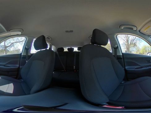 Used 2025 Hyundai Kona SEL image 38