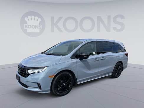 Used 2024 Honda Odyssey Sport image 1