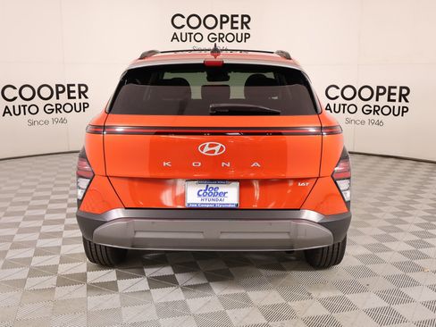 Used 2024 Hyundai Kona Limited image 22