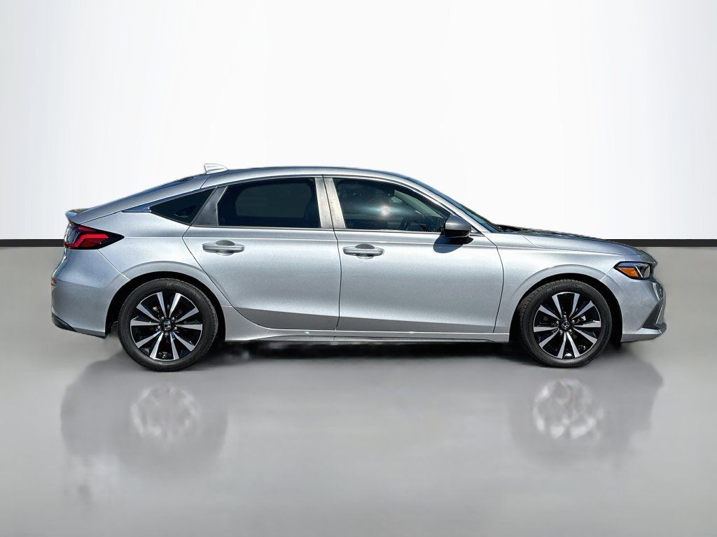 Used 2024 Honda Civic EX-L image 9