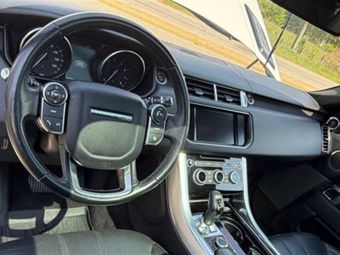 Used 2016 Land Rover Range Rover Sport HSE image 4