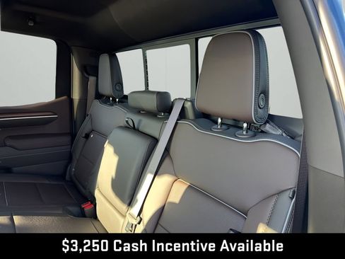New 2026 GMC Sierra 1500 Denali w/ Denali Reserve Package AWD/4WD image 23