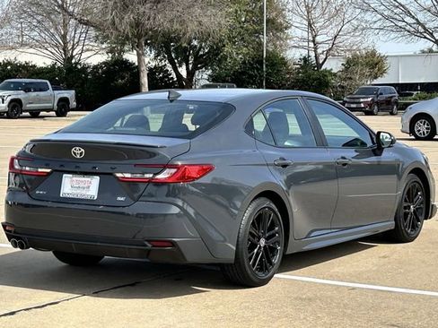 Certified 2025 Toyota Camry SE image 5