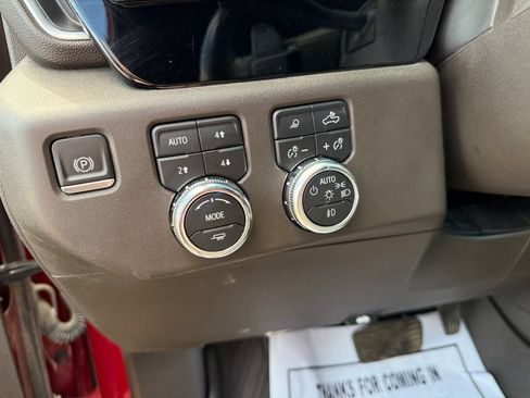 Used 2022 GMC Sierra 1500 SLT w/ SLT Premium Plus Package AWD/4WD image 22