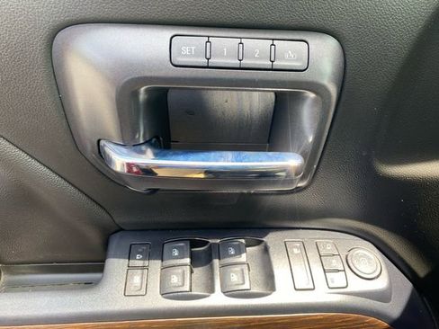 Used 2019 GMC Sierra 2500 Denali w/ Duramax Plus Package image 17