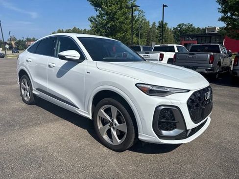 Used 2025 Audi Q5 Premium Plus AWD/4WD image 4