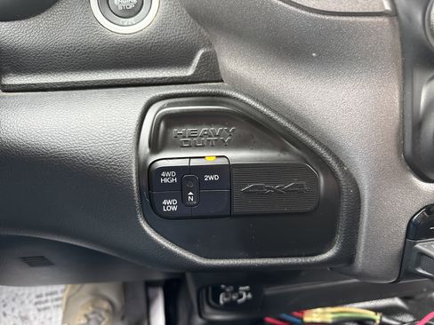 Used 2022 RAM 3500 Tradesman image 20