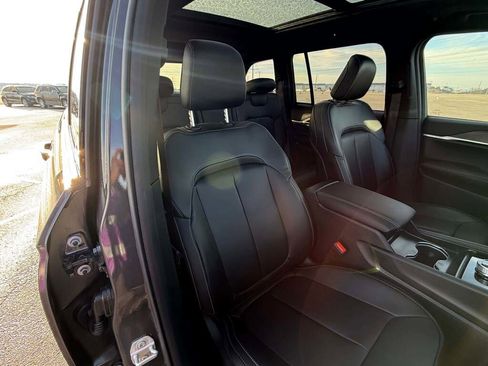 New 2026 Jeep Grand Cherokee Limited image 20