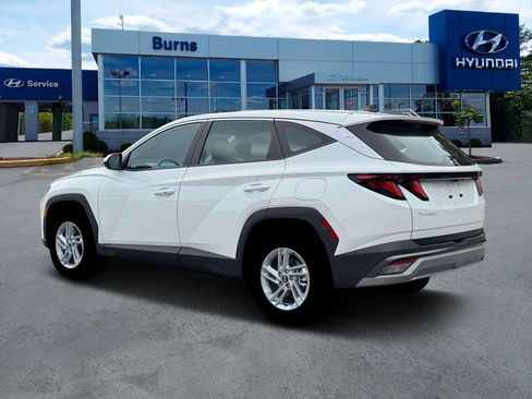 New 2026 Hyundai Tucson SE image 4