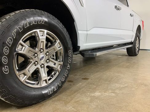 Used 2021 Ford F150 Lariat image 2