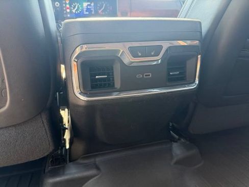 Used 2024 GMC Sierra 2500 Denali Ultimate AWD/4WD image 34