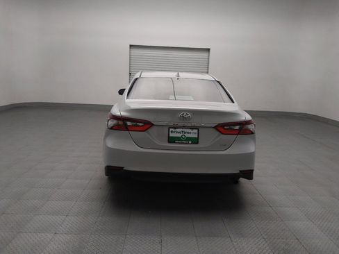 Used 2024 Toyota Camry LE image 6