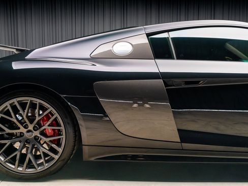 Used 2018 Audi R8 V10 image 31