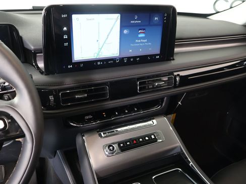 New 2026 Lincoln Aviator 2WD w/ Jet Appearance Package image 5