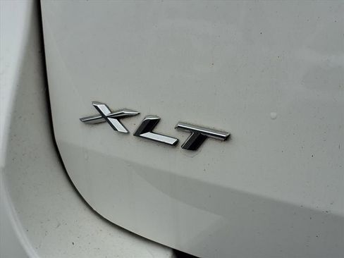 Used 2022 Ford Explorer XLT w/ Equipment Group 202A image 38