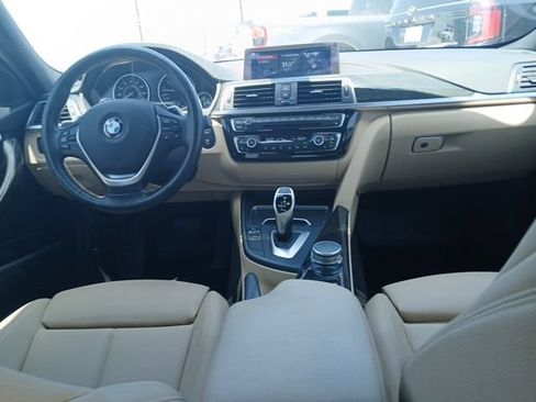 Used 2018 BMW 330i xDrive Sedan AWD/4WD image 12