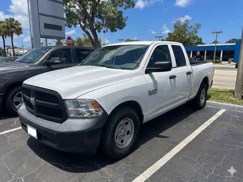 Used 2017 RAM 1500 Tradesman RWD image 1