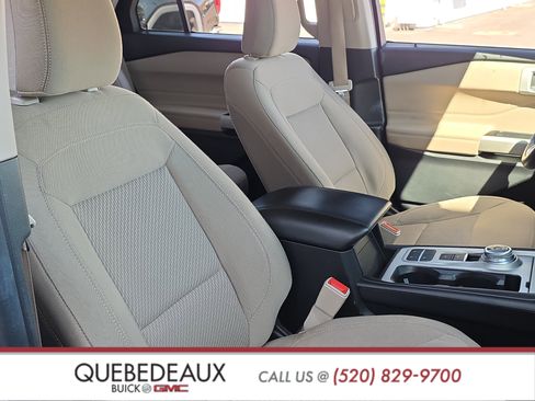 Used 2022 Ford Explorer XLT image 29