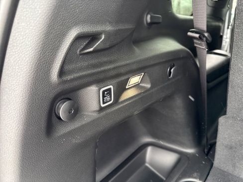 Used 2025 Jeep Grand Cherokee L Laredo w/ Luxury Tech Group I image 14