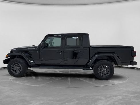 Used 2024 Jeep Gladiator Sport AWD/4WD image 6