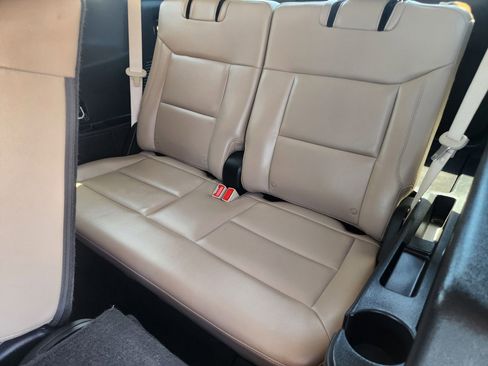 Used 2023 Ford Explorer XLT w/ Equipment Group 202A image 33