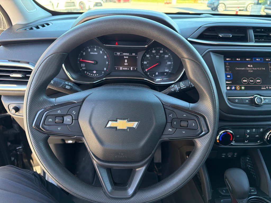 Used 2023 Chevrolet TrailBlazer LT AWD/4WD image 14