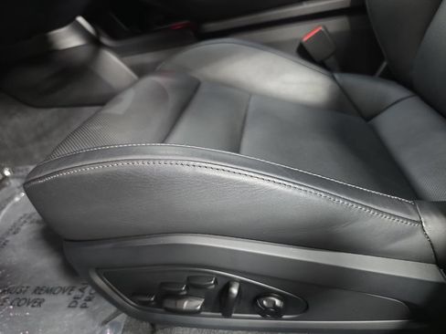 Certified 2020 Porsche Taycan Turbo AWD/4WD image 23
