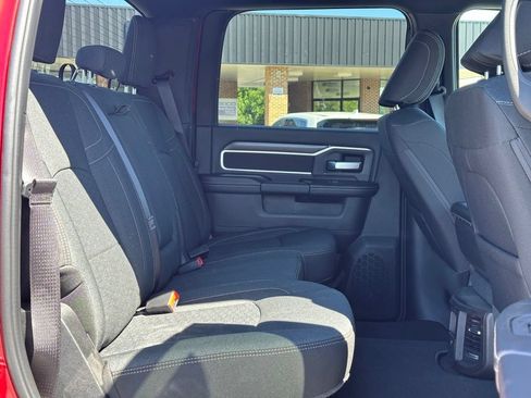 New 2026 RAM 2500 Big Horn AWD/4WD image 22