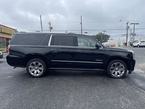 Used 2016 GMC Yukon XL Denali w/ Open Road Package image 8