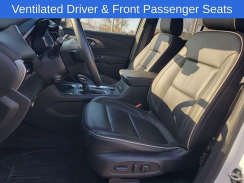 Used 2023 Chevrolet Traverse Premier w/ LPO, Floor Liner Package AWD/4WD image 6