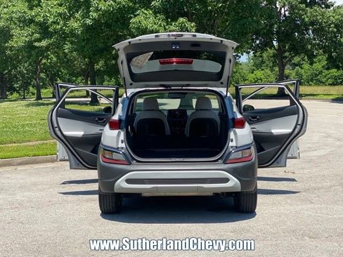 Used 2023 Hyundai Kona SEL w/ Cargo Package AWD/4WD image 37