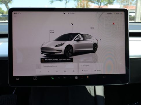 Used 2023 Tesla Model 3 Standard Range image 47