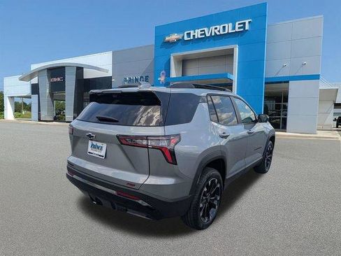 New 2026 Chevrolet Equinox RS w/ Convenience Package III FWD image 4