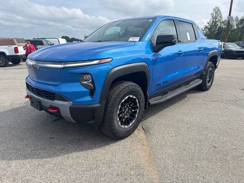 Used 2026 Chevrolet Silverado EV Trail Boss AWD/4WD image 1
