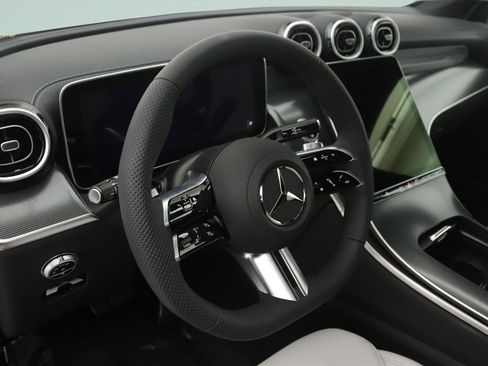 New 2026 Mercedes-Benz GLC 300 image 4