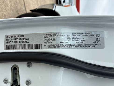 Used 2024 RAM 2500 Big Horn image 29