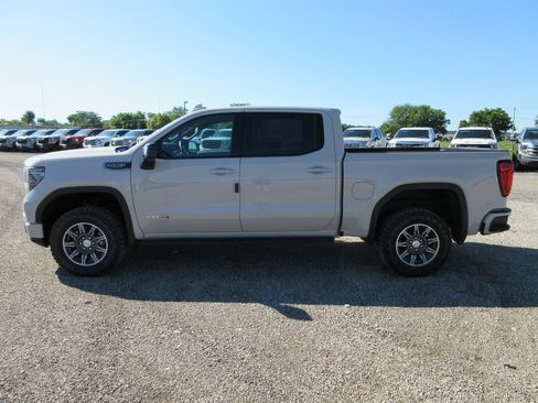New 2026 GMC Sierra 1500 AT4 w/ AT4 Premium Package AWD/4WD image 11