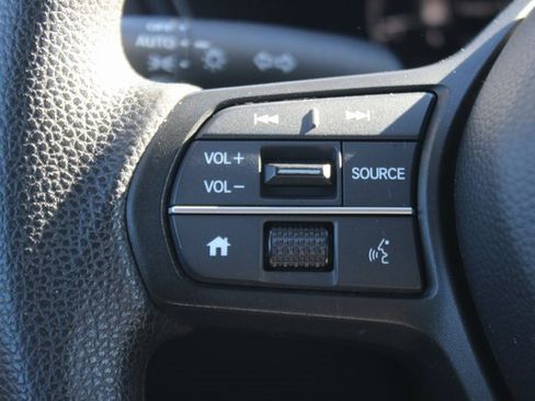 Used 2023 Honda CR-V LX image 13