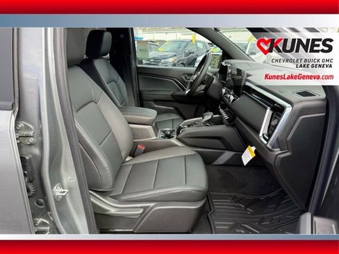 New 2026 GMC Canyon Elevation w/ Convenience Package image 17