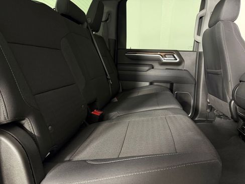 Used 2025 Chevrolet Silverado 2500 LT w/ Convenience Package image 28