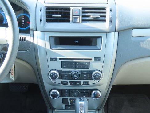 Used 2012 Ford Fusion SE FWD image 8