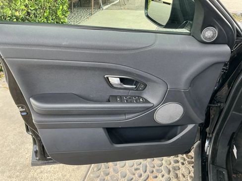 Used 2019 Land Rover Range Rover Evoque AWD/4WD image 11