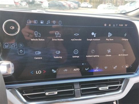 New 2026 Chevrolet Equinox EV LT image 11