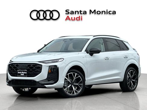 New 2026 Audi Q3 quattro 2.0T AWD/4WD image 1
