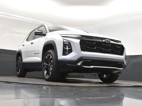 New 2026 Chevrolet Equinox RS image 45