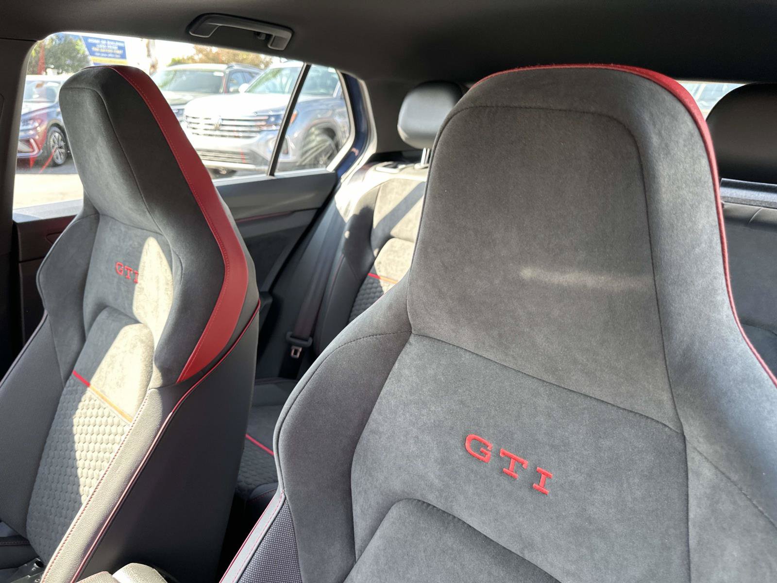 New 2026 Volkswagen GTI SE FWD image 21